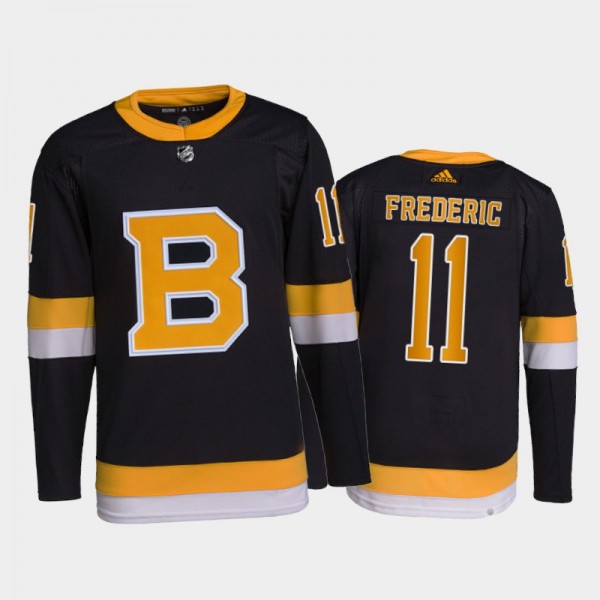 2021-22 Boston Bruins Trent Frederic Primegreen Au...
