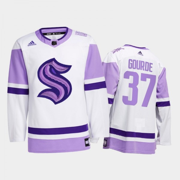Yanni Gourde #37 Seattle Kraken 2021 HockeyFightsC...